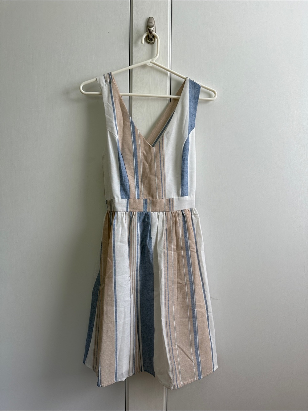 Striped cross-back mini dress